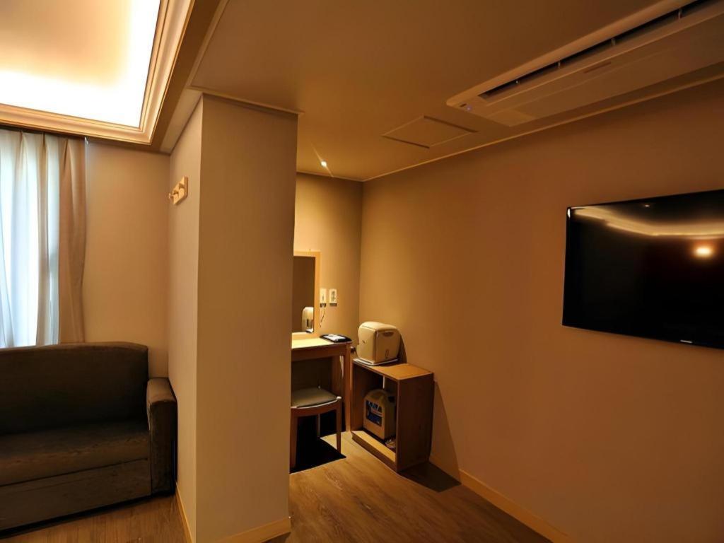 Jeju Sejong Hotel Экстерьер фото